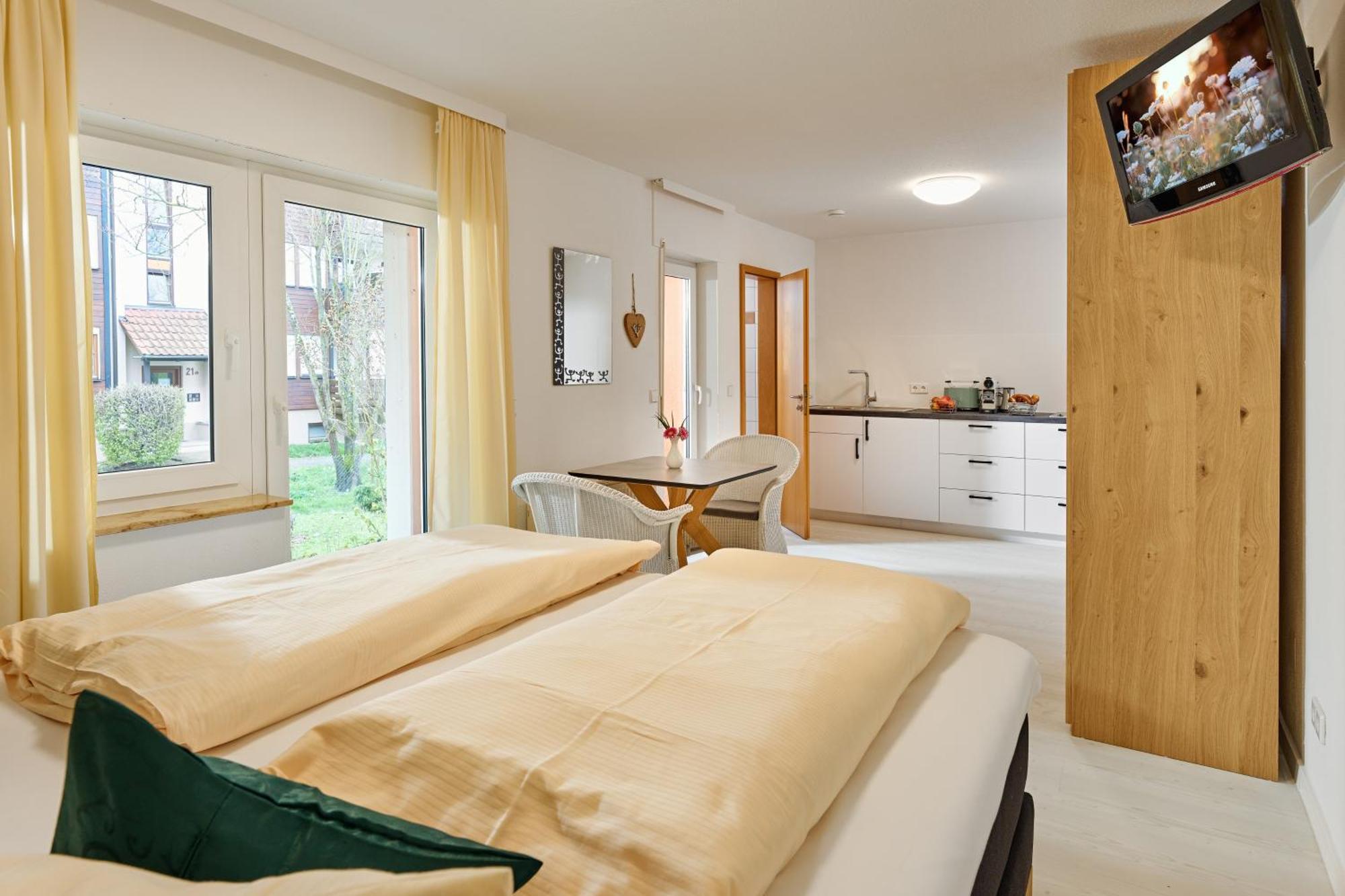 Thermen Appartements Gabriela, Appartement 24 Qm Бад-Кроцинген Экстерьер фото